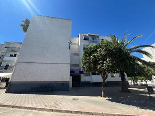 Pis a Centro - Doña Mercedes. Piso en venta en ciudad blanca, 3 dormitorios.