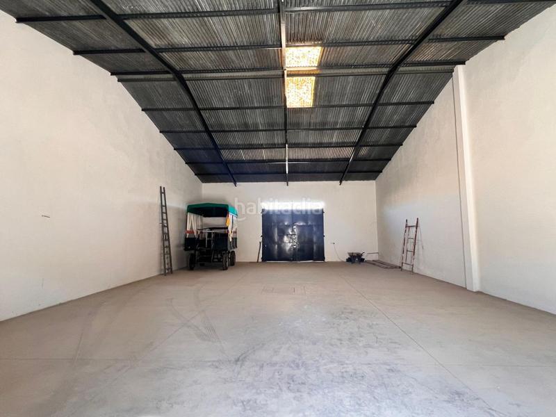 Foto 5c8b8791-1ae6-4484-b2d2-1ec6c5e6f216. Miete fabrikhalle in Palacios y Villafranca (Los)