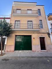 Maison à Palacios y Villafranca (Los). Casa en venta en centro, 4 dormitorios.