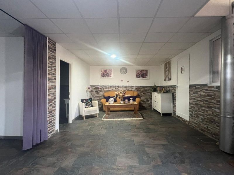 Foto a17fb5aa-f4f0-49ac-976f-b5869113b2db. Casa a Guillena pueblo Guillena