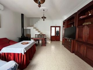 House in Palacios y Villafranca (Los). Casa en venta en avda. de sevilla, 3 dormitorios.