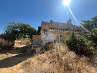 Chalet in Arco Norte - Avda España. Chalet en venta en dos hermanas, 4 dormitorios.