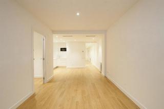 Miete Etagenwohnung  Carrer josep maria trias de bes 3