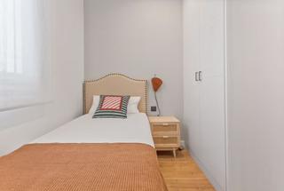 Miete Etagenwohnung  Calle aoiz 6