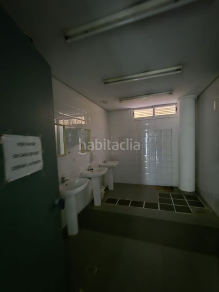 Foto 9d29bda8-8976-405f-82f5-da58ed1e1e8f. Lloguer edifici a Centro Tomares