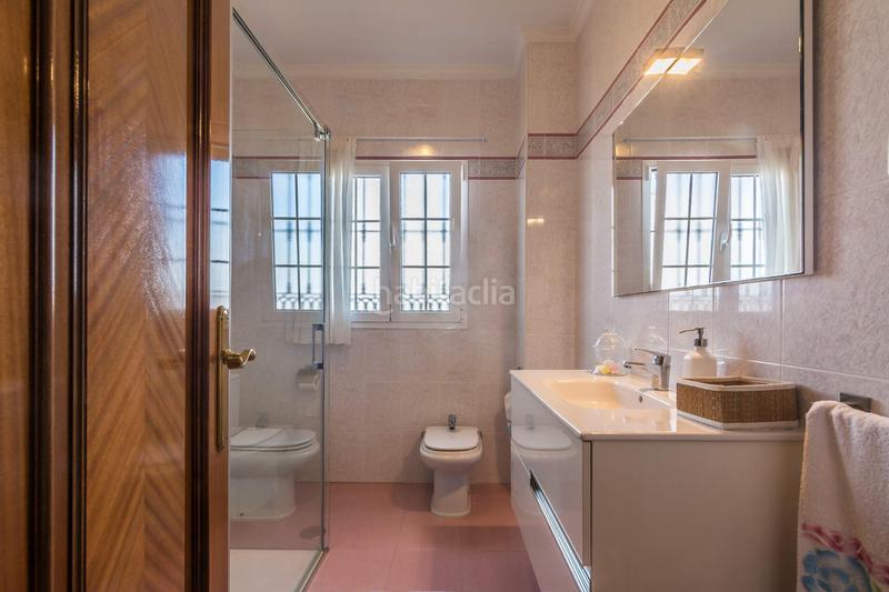 Foto 0f23563f-5c96-412f-8c1f-52e31a70b067. Semi detached house with heating parking in Álora