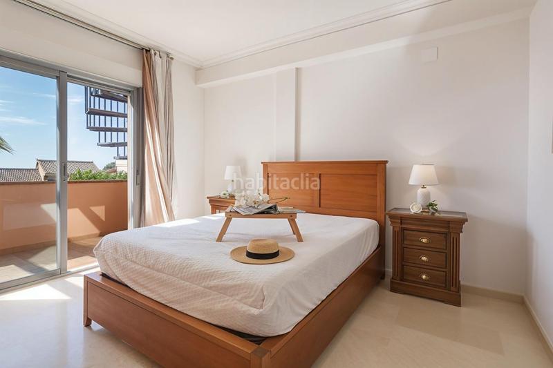 Foto 739a7fd6-9bc1-46d7-829d-e2b56508bfff. Penthouse in calle de topacio de riviera 34 in Riviera del Sol Mijas