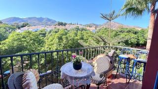 Planta baixa  Calle de la vela. Exclusivo piso junto al golf torrequebrada con vistas al monte y