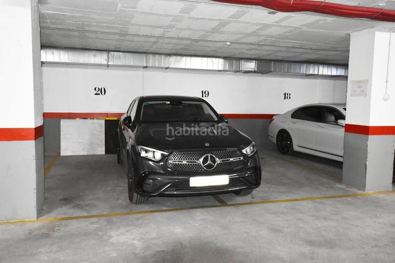 Foto 4f25a7e9-c5da-4f7a-b468-35ed7b5ecf02. Àtic amb calefacció aparcament piscina a Puerto Marina Benalmádena