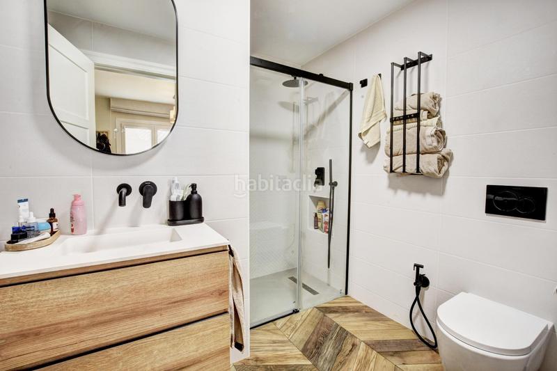 Foto e90fc526-e66d-4b22-a7da-9ee620de4a6f. Àtic amb calefacció aparcament piscina a Puerto Marina Benalmádena