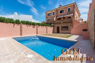 Chalet  Calle acebo