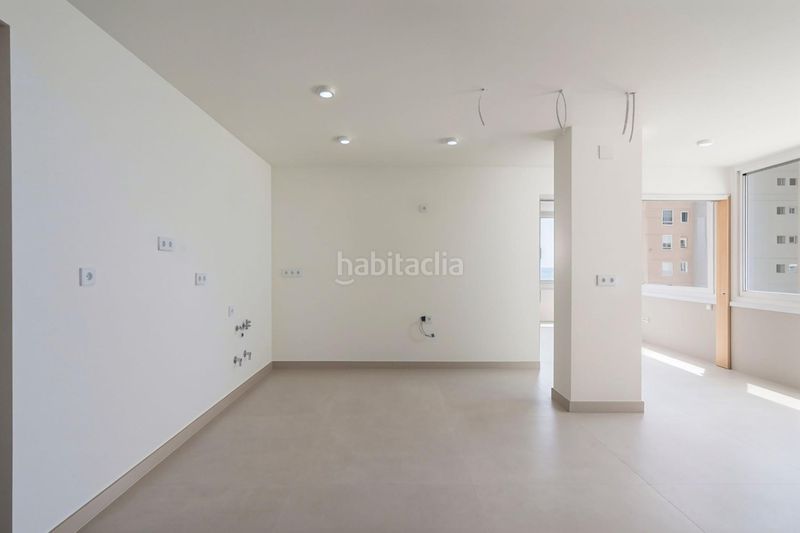 Foto baccd817-484b-4aff-86bc-bbb1688a9bb3. Pis amb piscina a Playamar - Benyamina Torremolinos