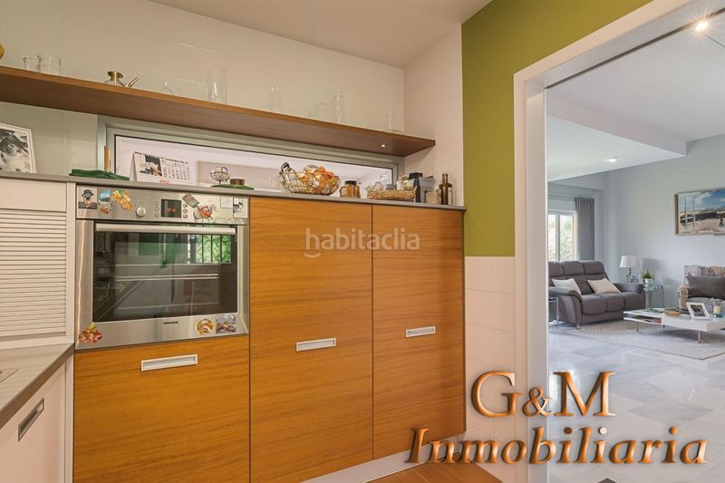 Foto 5d786868-925a-4fb5-bb48-c5dbc2d4db6c. Casa adossada amb aparcament a Mijas pueblo Mijas
