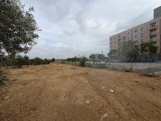 Finca rústica a Aljamar. Terreno a la venta en tomares