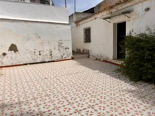 Maison à Santa Eufemia. Casa para reformar a la venta en el centro de tomares