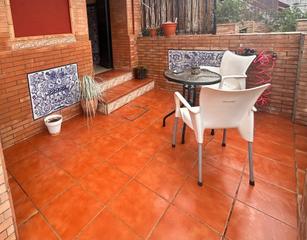 Maison à Barrio Bajo. Acogedora casa en venta en el barrio bajo de san juan, cerca del