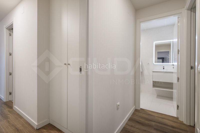 Foto 5e6852f6-d1cb-498f-a2c3-a4f072af20ee. Pis amb aparcament piscina a Centro Tomares