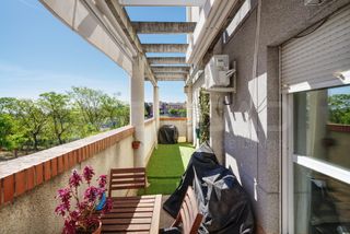 Pis a Barrio Alto. Amplitud, terraza y exclusivas zonas comunes junto al metro!