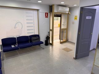 Local Comercial a Barrio Alto. Haz crecer tu negocio en una ubicación estratégica!