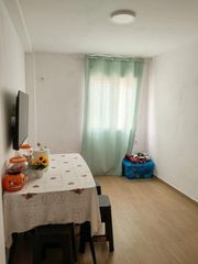 Piso en Barrio Alto. Vivienda reformada en barrio alto de san juan de aznalfarache.