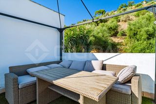 Reihenhaus in Gelves. Tu próxima casa te está esperando en gelves!