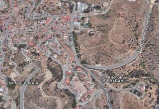 Terrain résidentiel à Cortijo Bazán - Los Casinis - Los Cipreses. Solar urbano en venta entre monte dorada y camino del colmenar