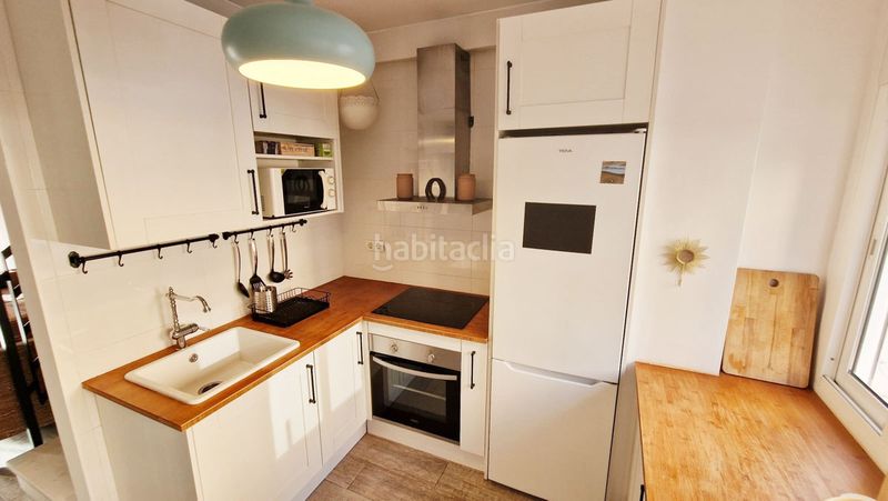 Foto 0b7a707a-7cd4-4a0d-a664-3fdaa0f95824. Dúplex a Barrio de Ciudad Jardín Málaga