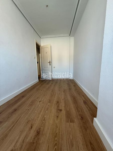 Foto 49b6a9f8-2494-4700-b36c-4c9d2f05afe2. Pis a Triana Este Sevilla