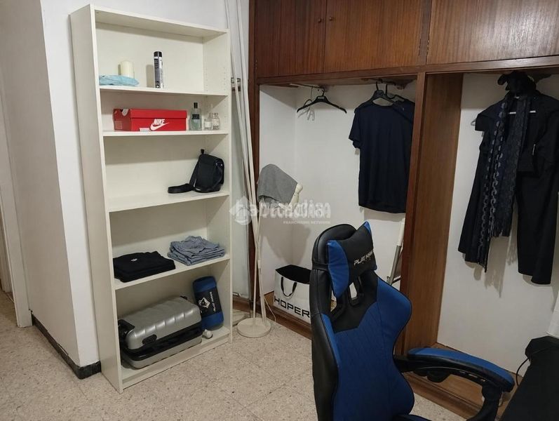 Foto 219a6c3a-d24a-4dbe-b367-a80d19591c9d. Piso  en venta en Triana Oeste Sevilla