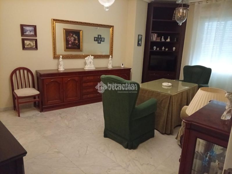Foto 013661b8-94ce-4310-bbce-9d5053067a7c. Piso  en venta en Triana Oeste Sevilla