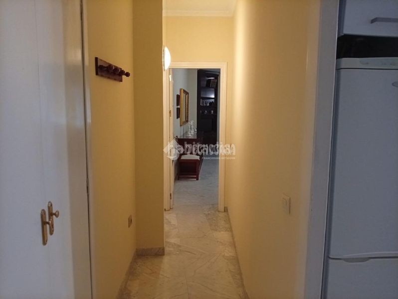 Foto 096352b4-db06-4ff2-89eb-609a36348ce8. Piso  en venta en Triana Oeste Sevilla