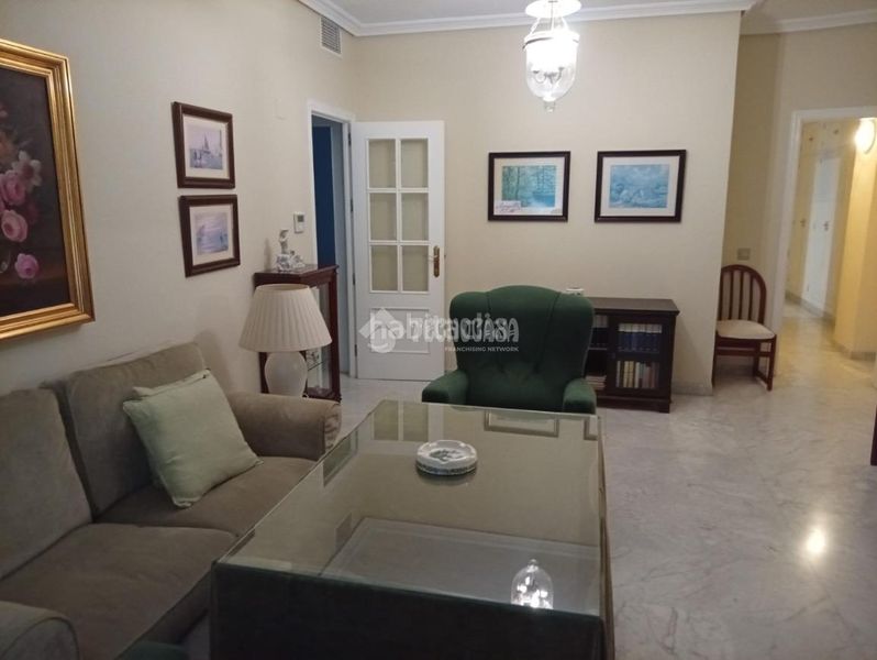 Foto 95861b4e-f72c-4117-b61d-aa76cba4fe0e. Piso  en venta en Triana Oeste Sevilla