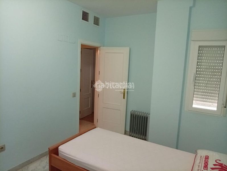 Foto cc5c38a2-5cc0-4e8b-8edb-9469fc3ce442. Piso  en venta en Triana Oeste Sevilla