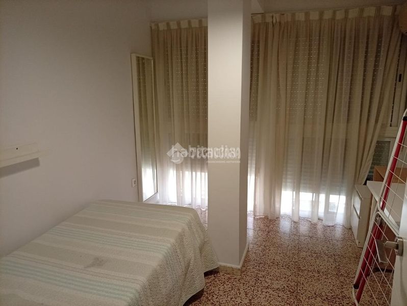 Foto bed4ac65-2987-4eea-a46c-19fba8942be2. Pis a Triana Oeste Sevilla