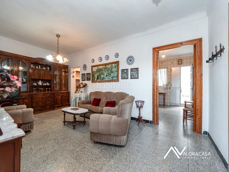 Foto 28760533-f01c-47e5-9be1-d9b8e6efbf04. Casa  con local en venta en Álora