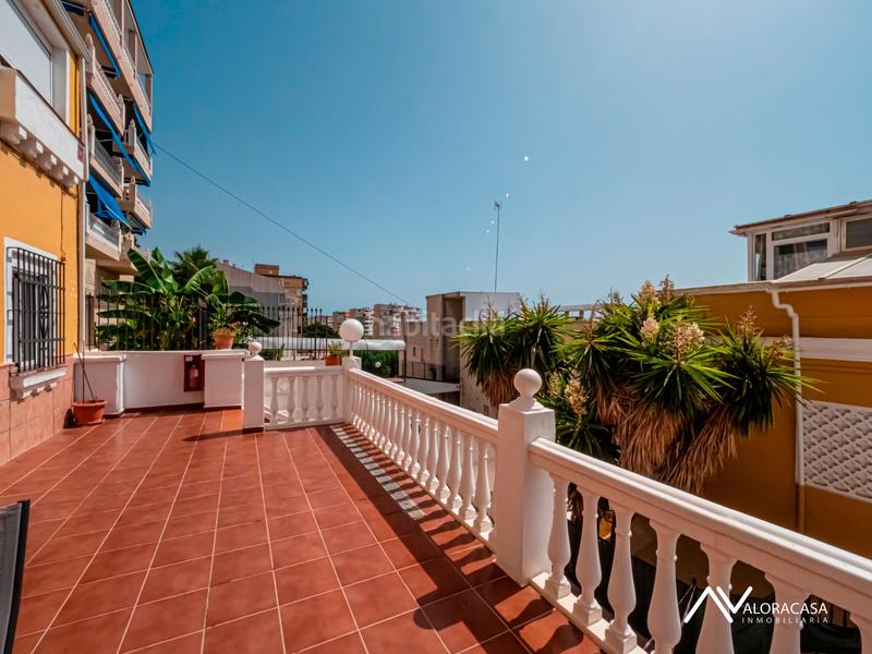 Foto 3ed64a9e-bbb8-45b1-9d6e-46fe5960e62a. Pis a avenida carlota alessandri 266 a Montemar Torremolinos