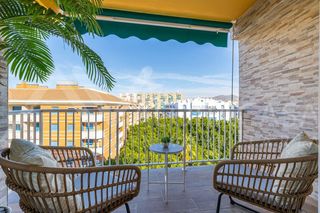 Rent Flat in Calle orfila 10b. Piso en alquiler en huelin