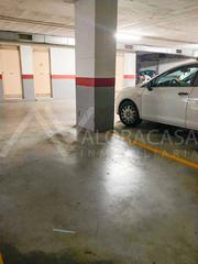 Lloguer Aparcament cotxe a Calle río rocío 9. Alquiler garaje en huelin