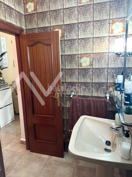 Foto 6a61e2a6-dcb3-46e0-b594-709bb0b665a1. Piso  en venta en camino san rafael – o250j – en Málaga