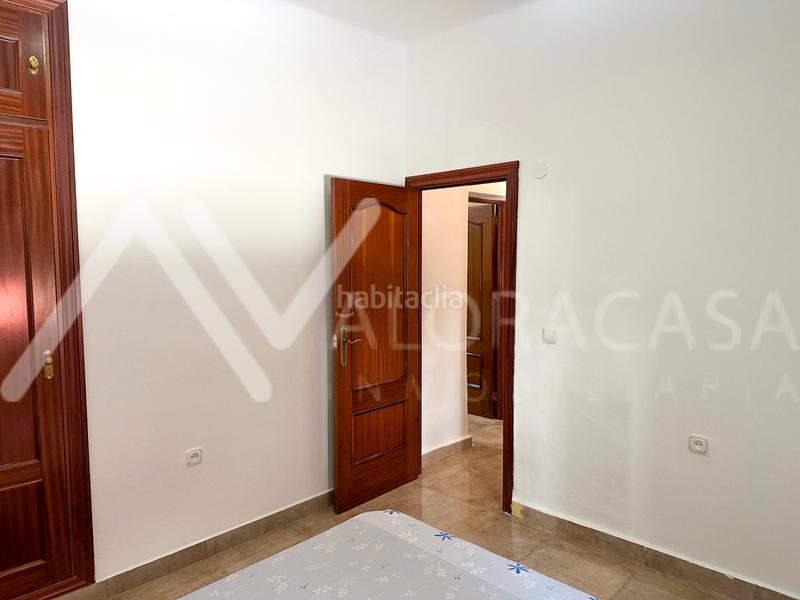 Foto d8177d27-c1df-4352-8e97-b8c72c073134. Piso  en venta en camino san rafael – o250j – en Málaga