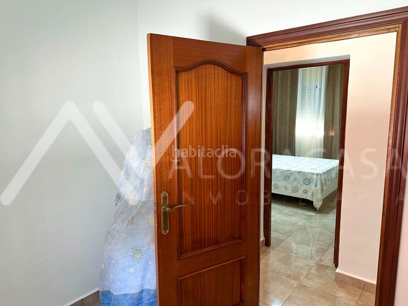 Foto f1c36058-019a-4ead-a4a6-1284b8627230. Piso  en venta en camino san rafael – o250j – en Málaga