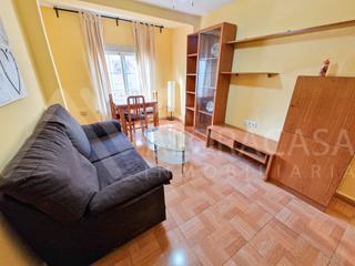 Flat in Calle nicolás salmerón 17