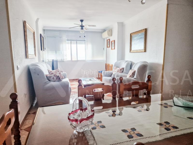 Foto 09716ae0-13ff-4d64-b57a-5e81d05d8b70. Miete etagenwohnung in Parque Ayala - Jardín de la Abadía - Huelín Málaga