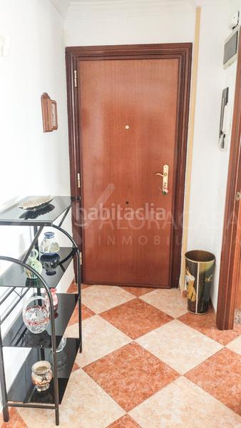 Foto 3f0d46f2-e36c-40a6-9de9-c92851d65567. Miete etagenwohnung in Parque Ayala - Jardín de la Abadía - Huelín Málaga