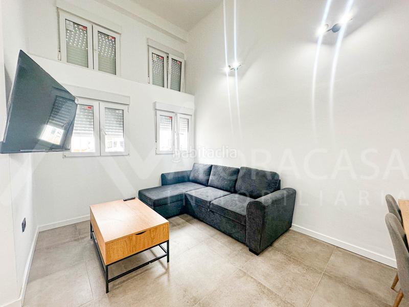 Foto ef24ad40-190d-44d7-aad3-bb07eb9f64ec. Affitto appartamento in Parque Ayala - Jardín de la Abadía - Huelín Málaga