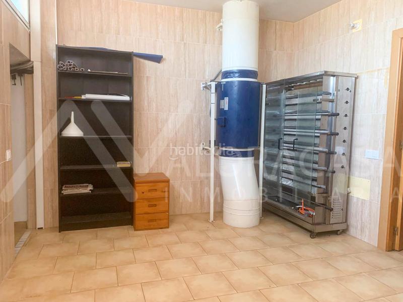 Foto cd25204b-de84-429c-aafc-33816d5e2c60. Local comercial a Manantiales - Lagar - Cortijo Alhaurín de la Torre