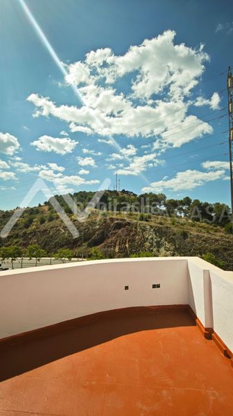 Foto 1d9854fe-ed46-4d7f-b155-d2d802c15ac7. Casa a Olletas - Sierra Blanquilla Málaga