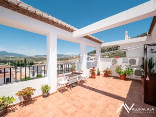 Maison jumelée à Pizarra. Chalet adosado en pizarra -e320v-