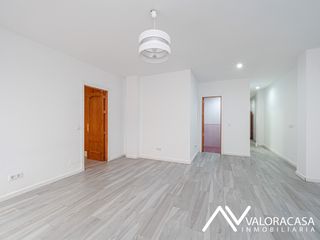 Etagenwohnung in Coín. Piso en venta en coín -e185s-