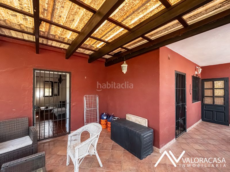 Foto 3e9c6874-b765-4634-86ec-4c0e523e8d49. Chalet  independiente en Coín